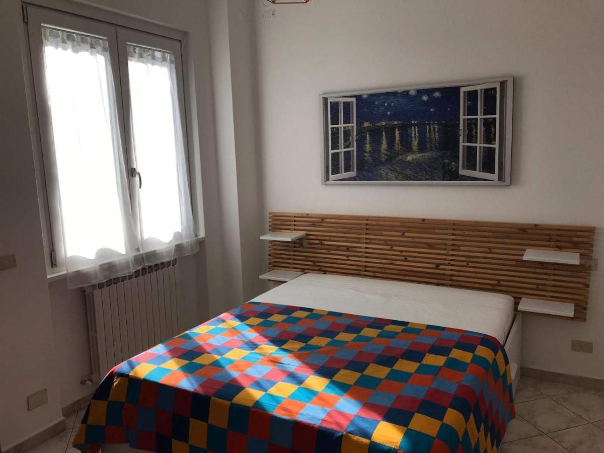 Aria Di Casa B&B Cantù Екстериор снимка